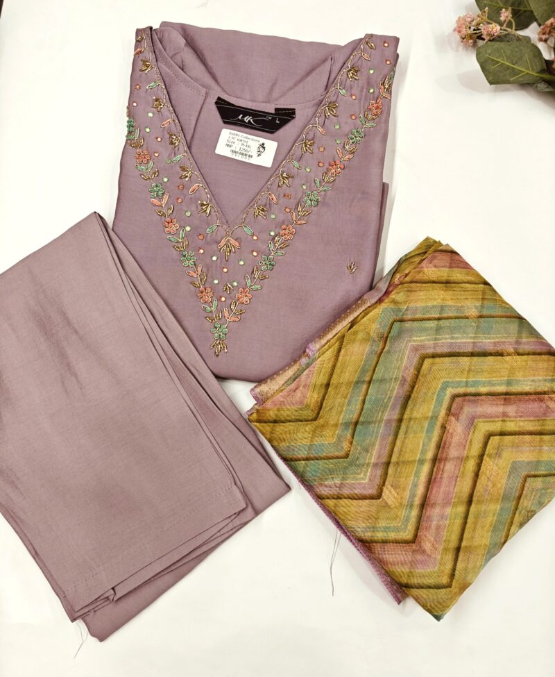 Lavender 3-Piece Kurti Set with Dupatta and Pants - Elegant ethnic wear for women in soft lavender tones